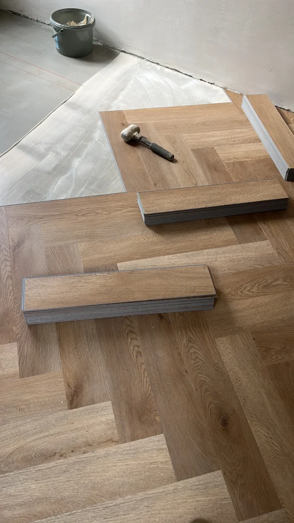 Bodenverlegung Parkett